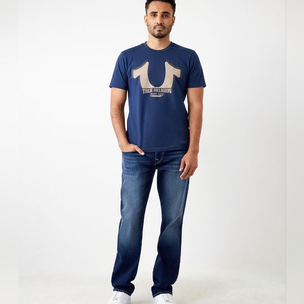 HORSESHOE LOGO SHORT SLEEVE TEE BY TRUE RELIGION. SIZE XXXL